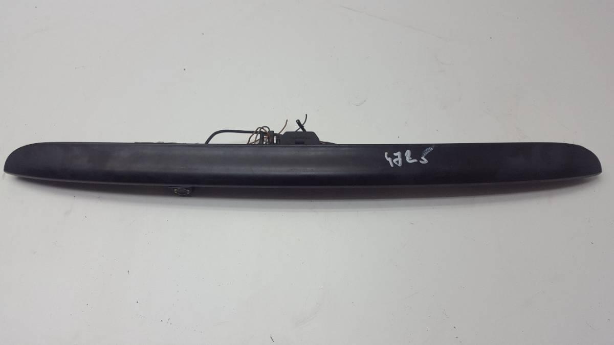 Облицовка крышки BMW 3 E46 седан 8208504