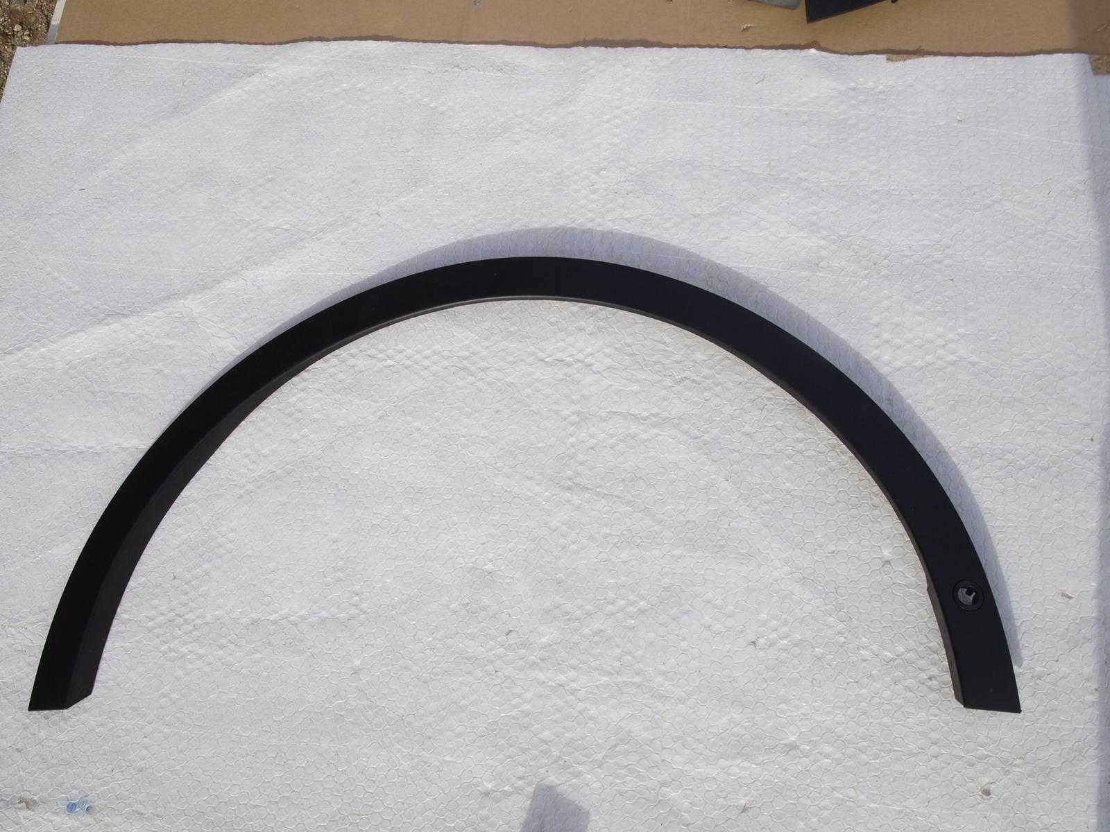 J9c316a074 - Молдинг крило Правий передній JAGUAR E-PACE X540 ORG