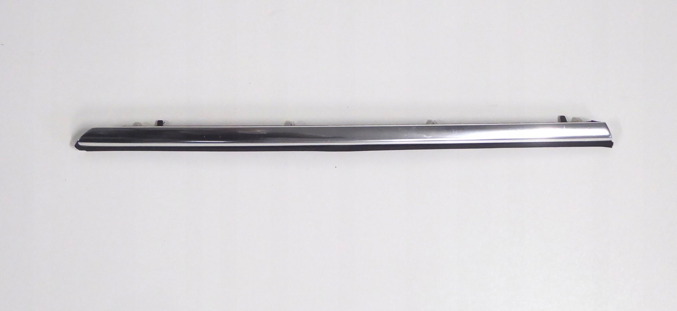 20808478 - ОБШИВКА КРИЛА ПРАВА ХРОМ OPEL ZAFIRA C TOURER