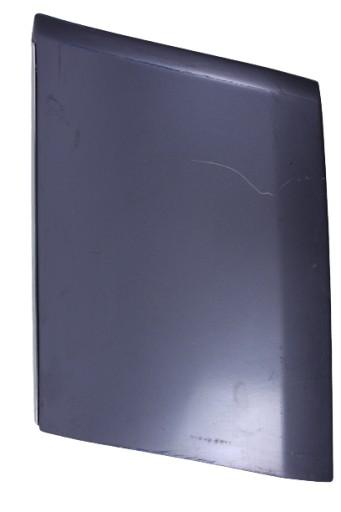 Обшивка крила права передня MERCEDES W124 .