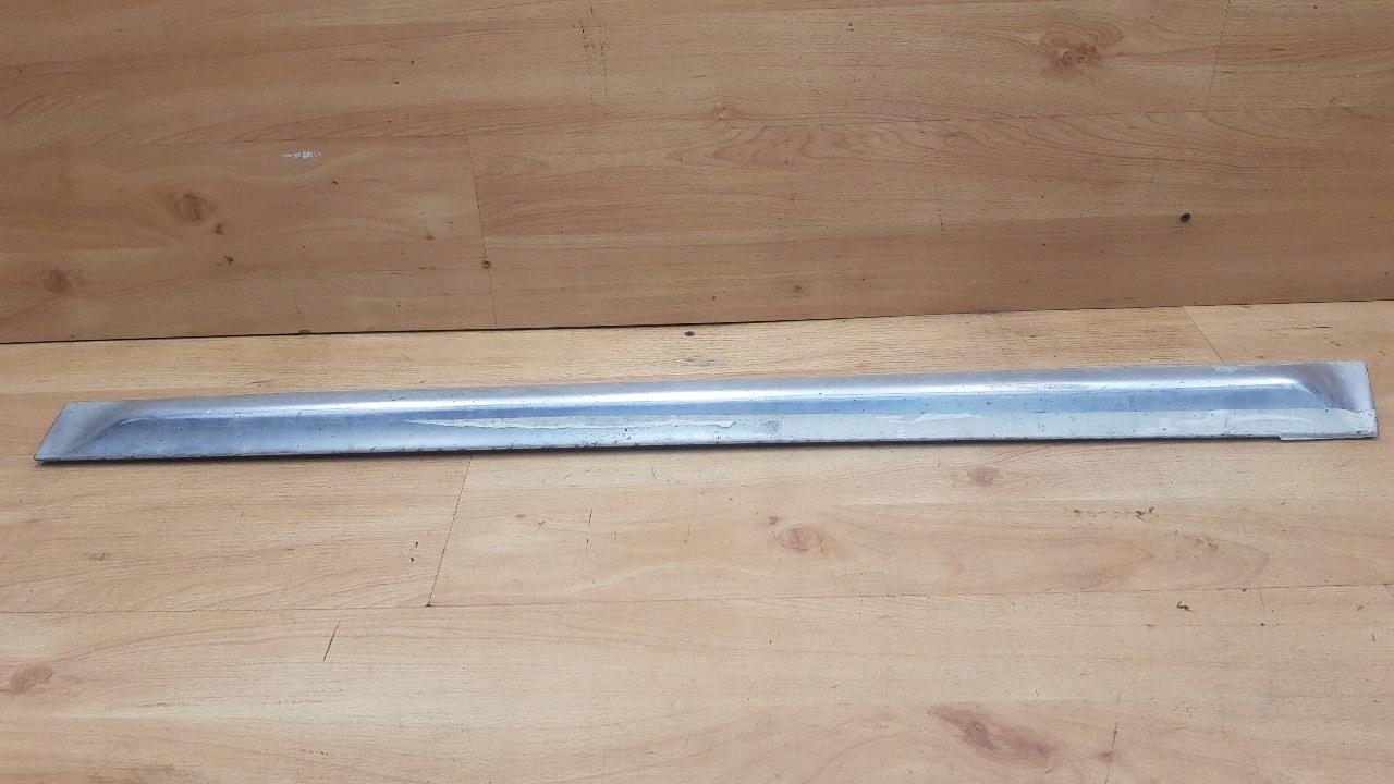 4F9853959C - Боковая панель передней правой двери AUDI A6 C6 LIFT