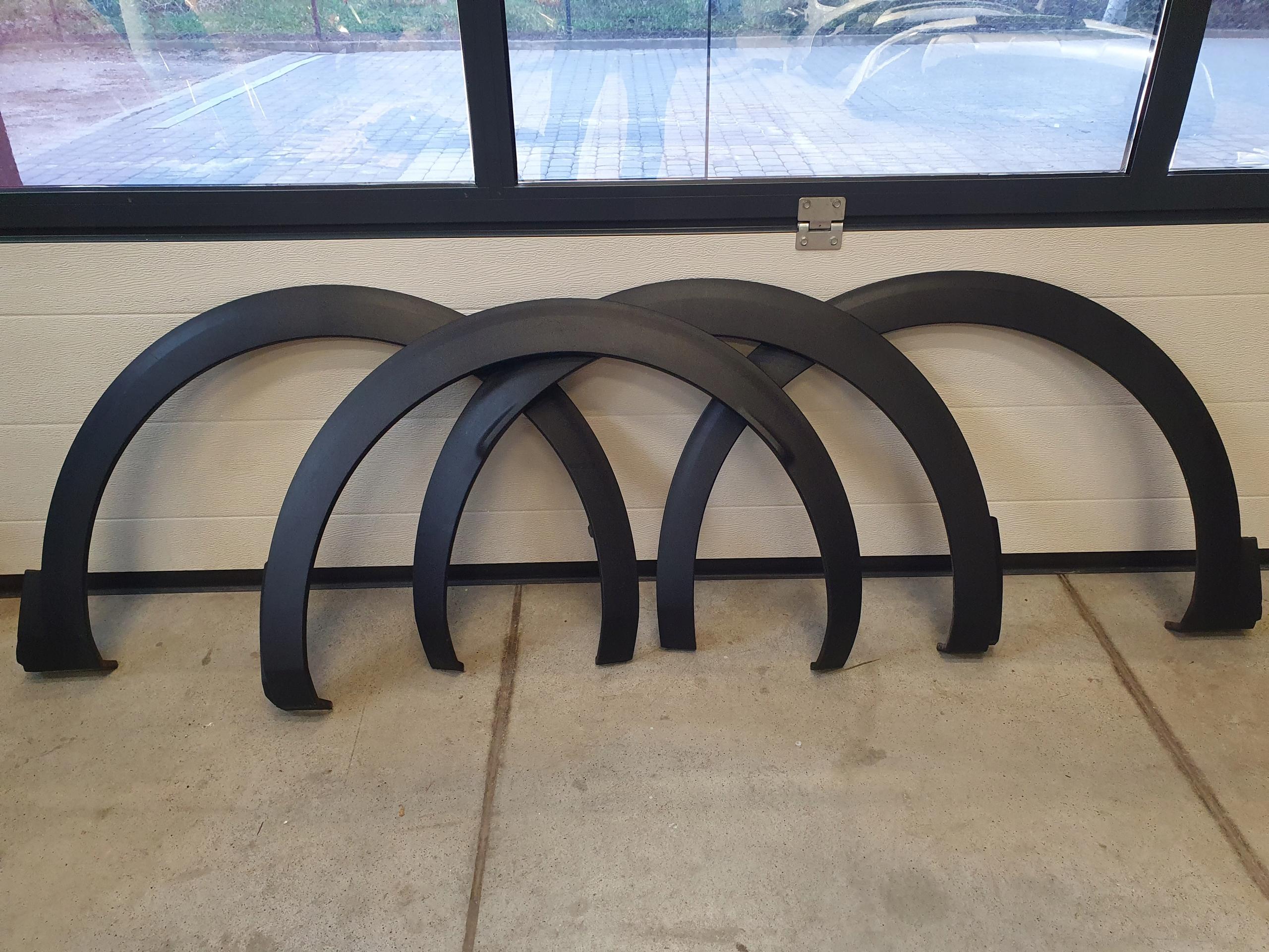 9825288977 98252889XT - ПЛАНКА BOTNIKA 3008 II 5008 II ЗАДНЯЯ ПЕРЕДНЯЯ