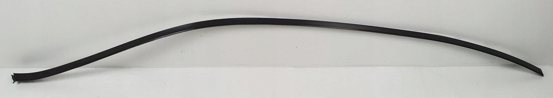 Обшивка крыши левая 197 MERCEDES W205 седан