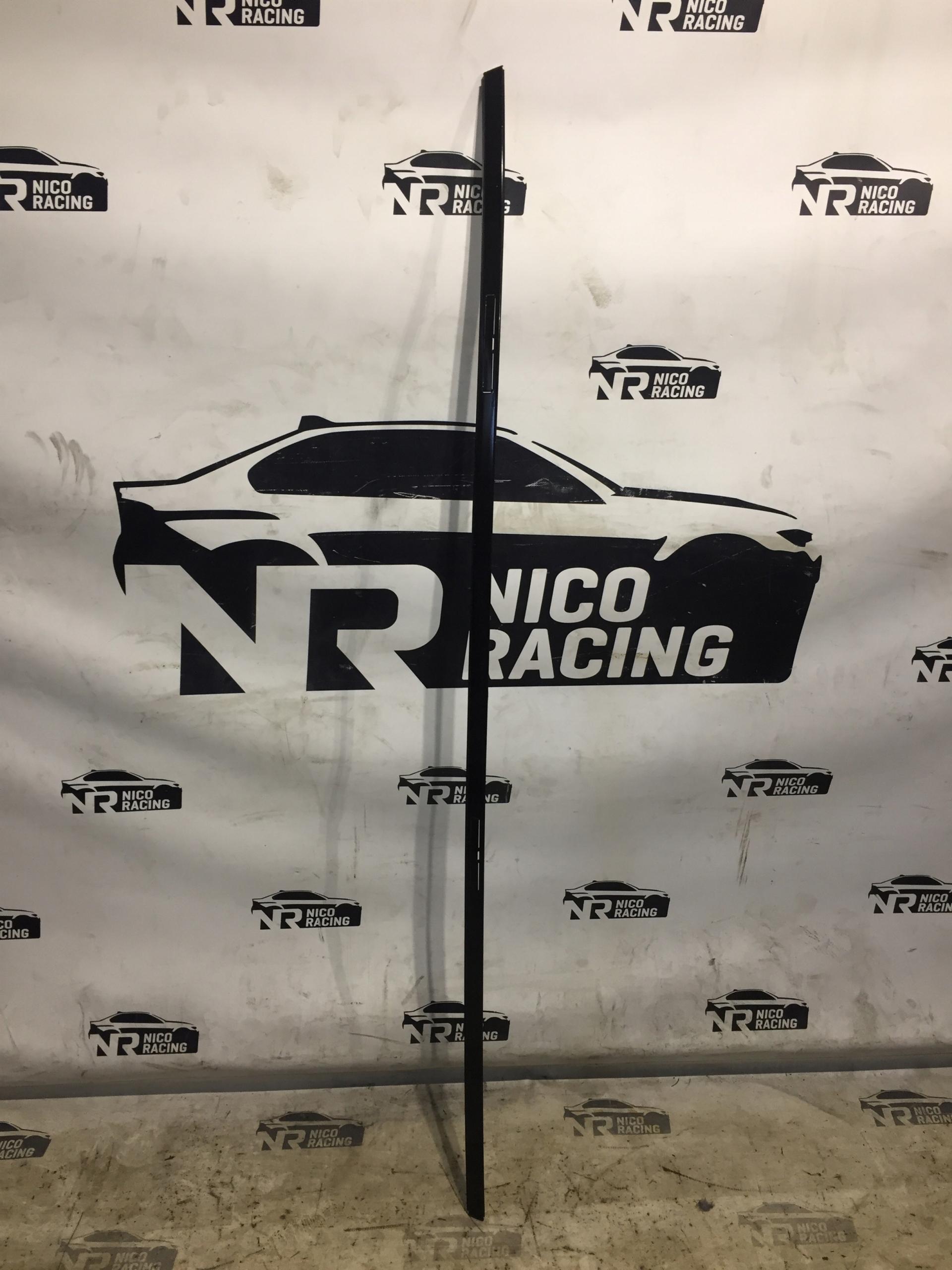 7453951 - Планка крыши л BMW 1 F40 668 SCHWARZ 2