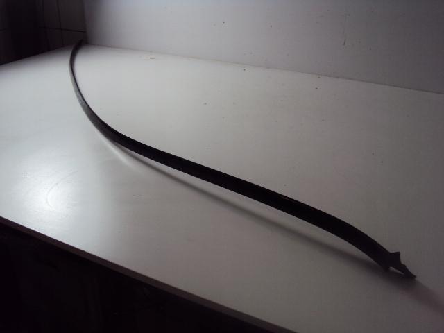 A2056900382 - Обшивка крыши левая MERCEDES C-Class W205 FL