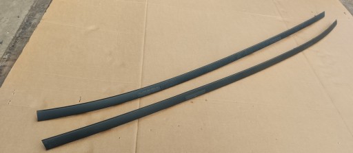 Накладка на дах ліва права Mercedes A Class W177 A1776903300 A1776903400