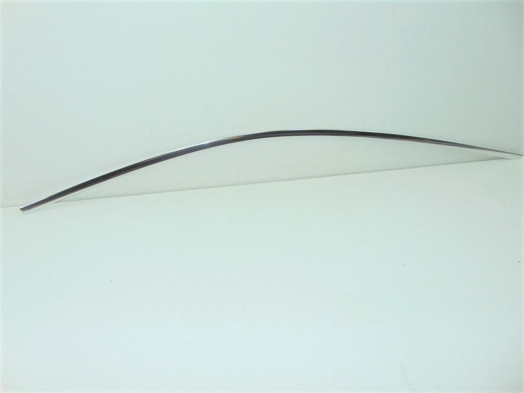 Планка даху R хром AUDI A4 B9 8W0837644