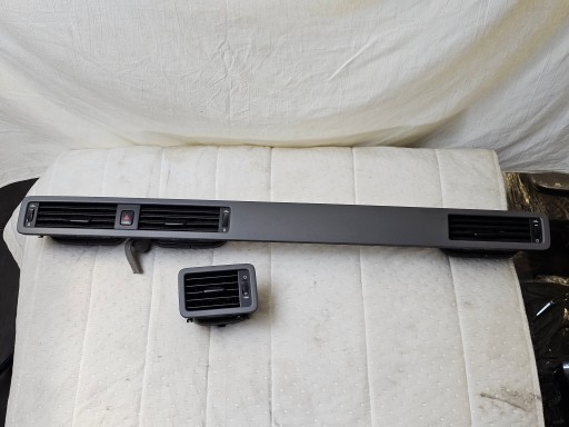 НАКЛАДКА ПАНЕЛИ КОНСОЛИ ДЕКОР РЕШЕТКА ВПУСКА VOLVO V70 S80 XC70 30791504