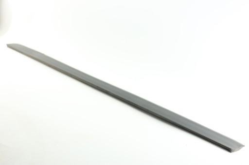 8E0853960 - Нижняя планка двери правая передняя AUDI A4 B6 LX7Z