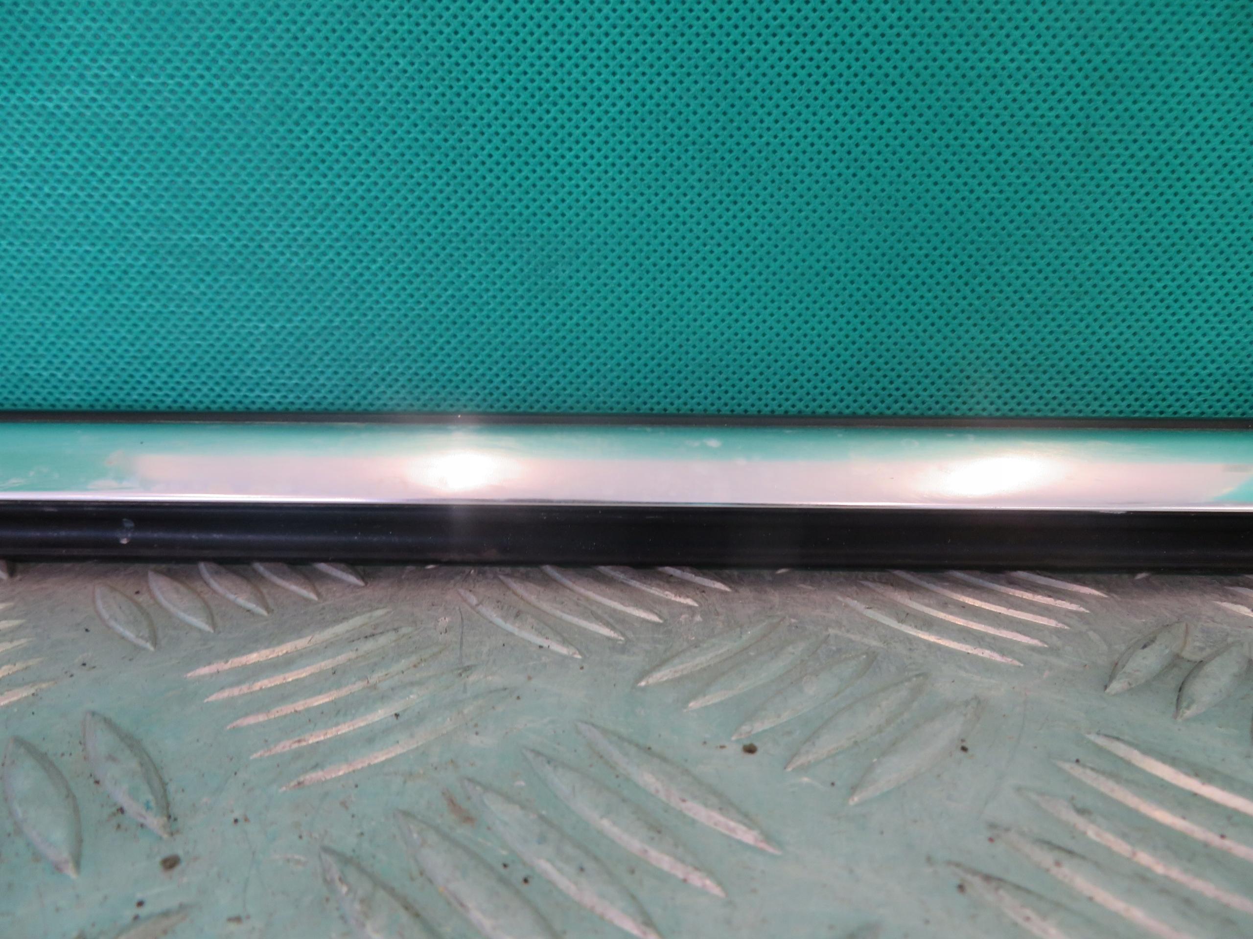 Молдинг двері хром лівий передній AUDI A5 8W 19R