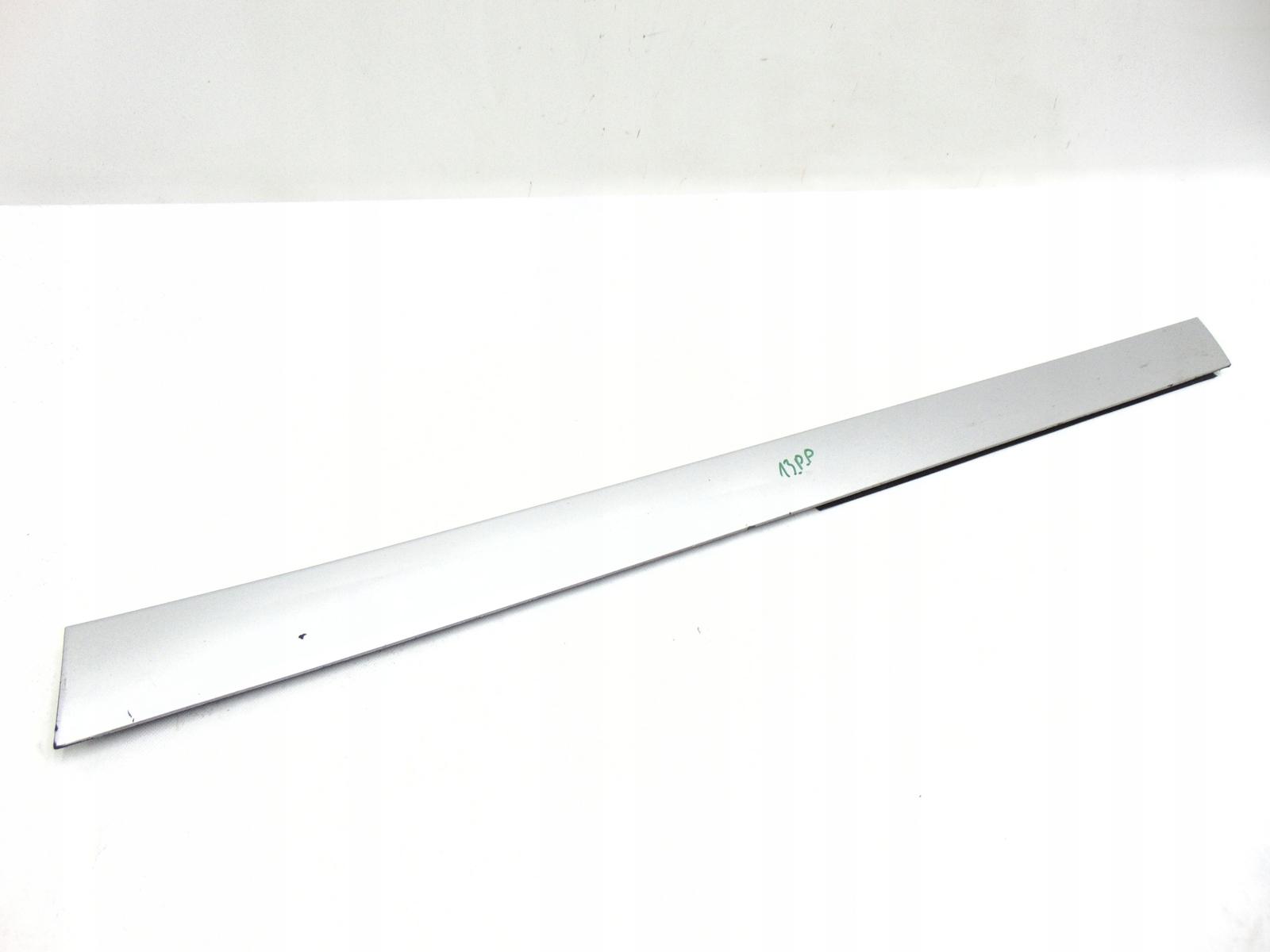 13048371182 - Накладка дверей нижня права передня LY7W AUDI A6 C6 4F