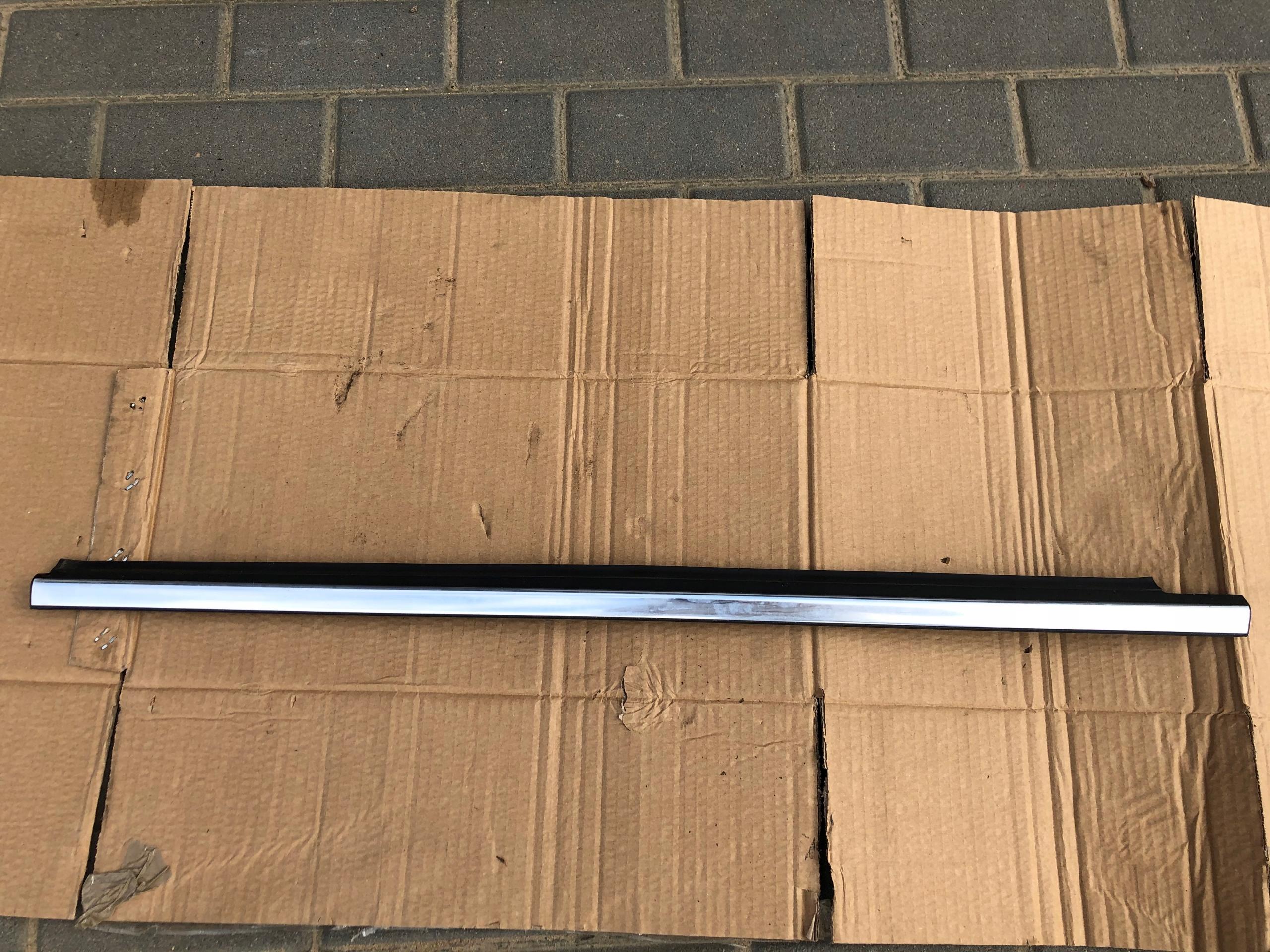 Молдинг двері лівий передній хром VOLVO 960 S90 V90