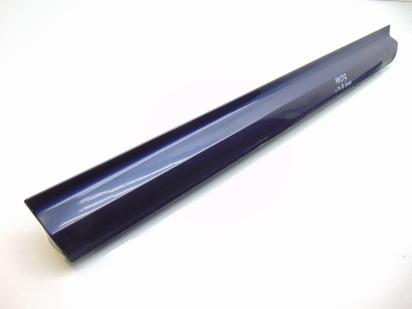 Молдинг двери левый задний A8 D3 LONG 4E4853969A