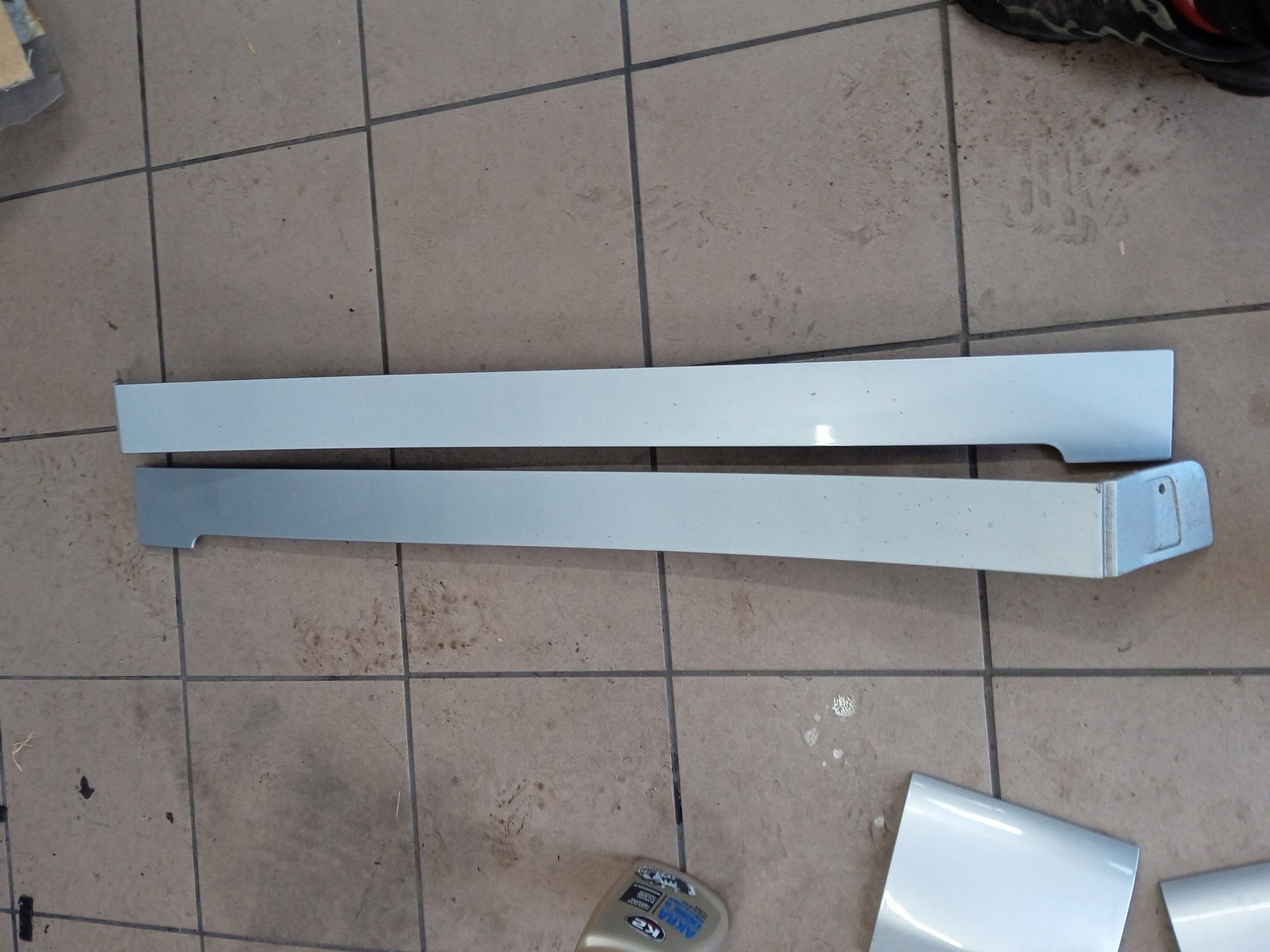 9808384080 - ОБШИВКА ДВЕРИ ПРАВАЯ ЛЕВАЯ TRAVELLER PROACE