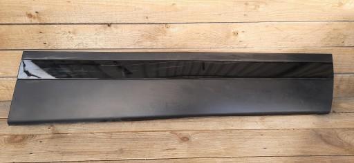 J8A2-21064-B - МОЛДИНГ ПРАВОЇ ПЕРЕДНЬОЇ ДВЕРІ RANGE ROVER VELAR J8A2