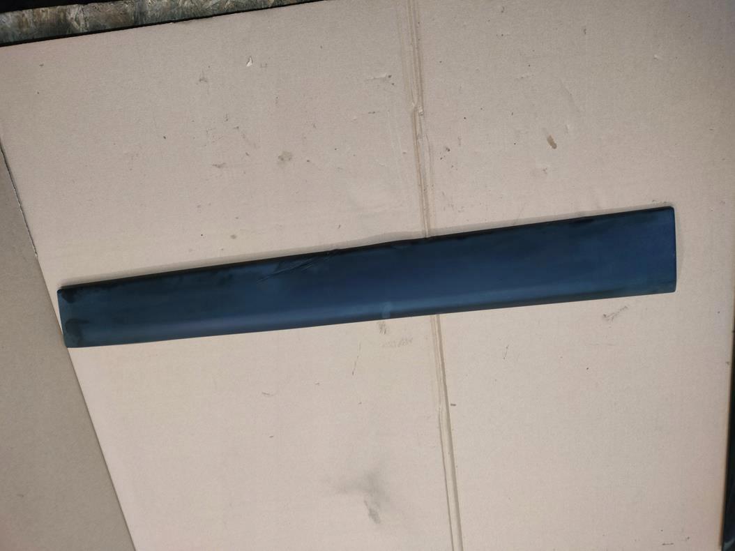 801866331R - МОЛДИНГ ДВЕРІ ПРАВИЙ ПЕРЕДНІЙ DACIA LODGY DOKKER