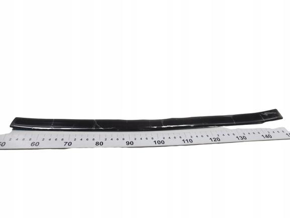 1046415 - МОЛДИНГ ПРАВОЙ ПЕРЕДНЕЙ ДВЕРИ FORD ESCORT MK6 95-99