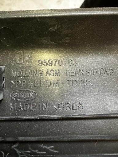 ОБИВКА ДВЕРІ ЗАДНЯ ПРАВА ORLANDO OE 95970763