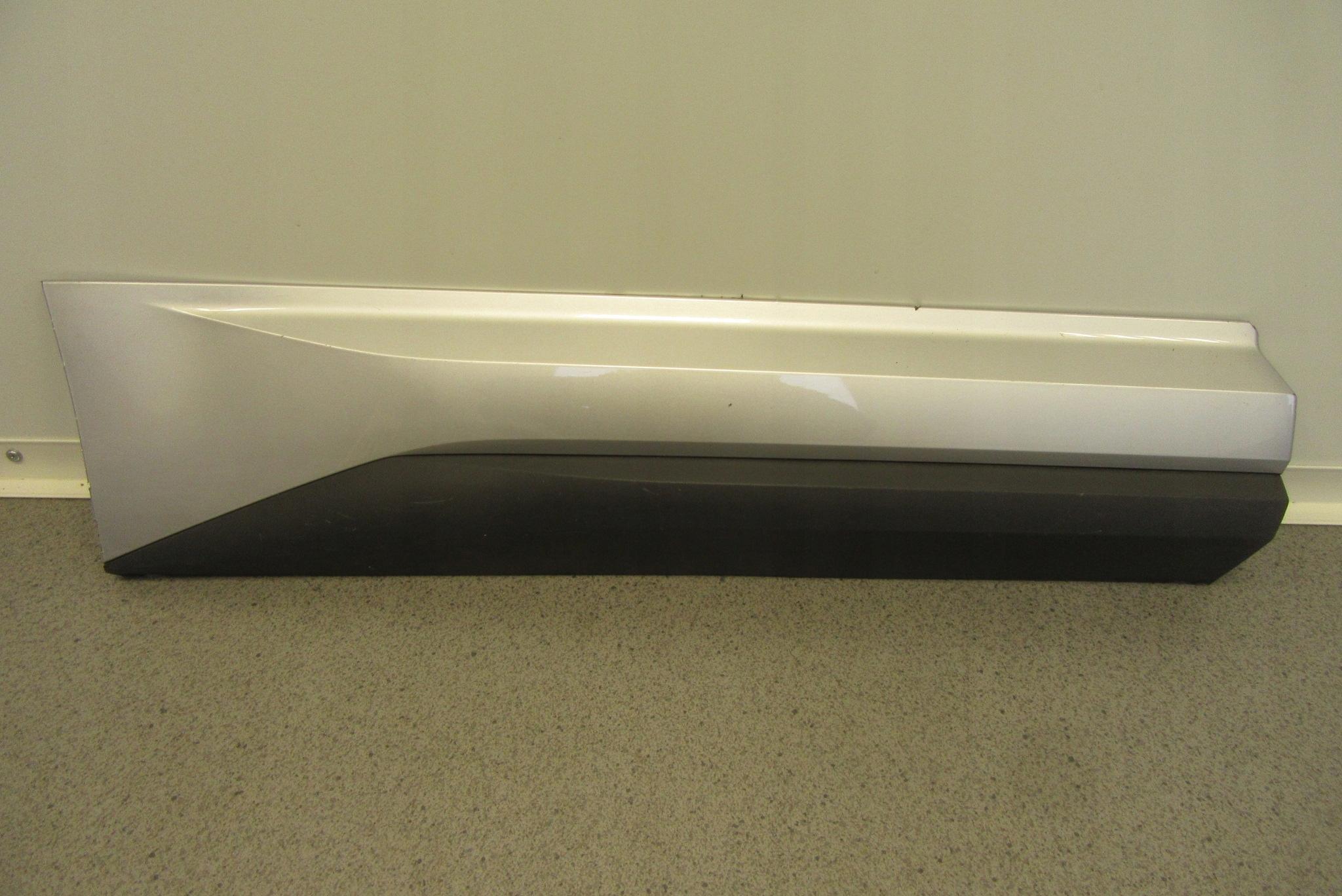 565.854.950.A - МОЛДИНГ ДВЕРІ ПРАВИЙ ЗАДНІЙ SKODA KODIAQ SPORTLINE RS