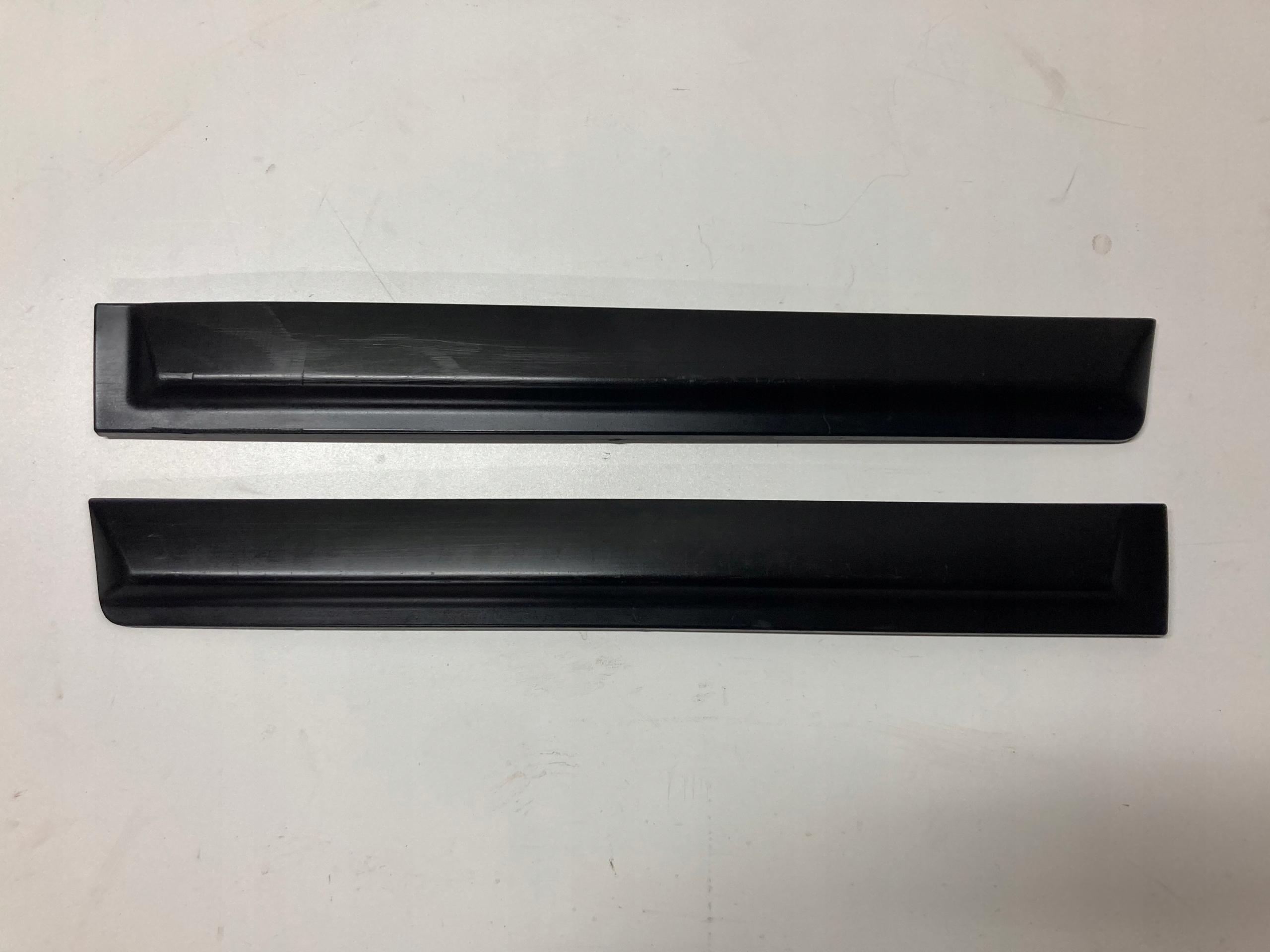 9646793377 9646793477 - Молдинг двери задний левый правый Citroen C4 04-08r.