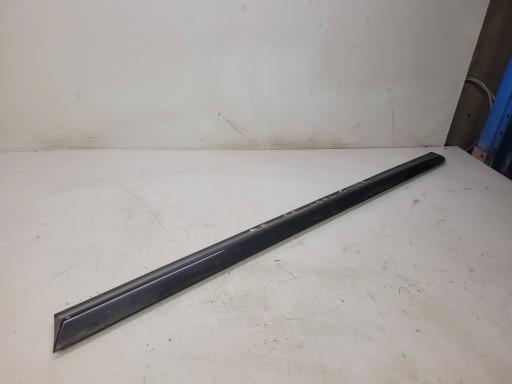8E0853960 LZ7L - Молдинг наружной двери правый передний AUDI A4 B7 S-L