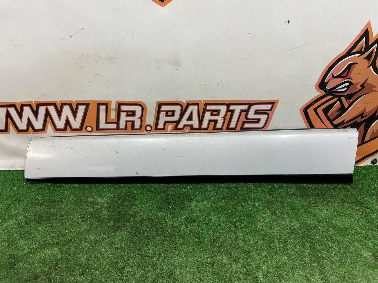 T4A3495LML - МОЛДИНГ ПЕРЕДНЬОЇ ПРАВОЇ ДВЕРІ F-PACE HK8M21064CB8