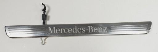 A1766805800 - Накладка порога ліва передня Світлодіодна MERCEDES W176