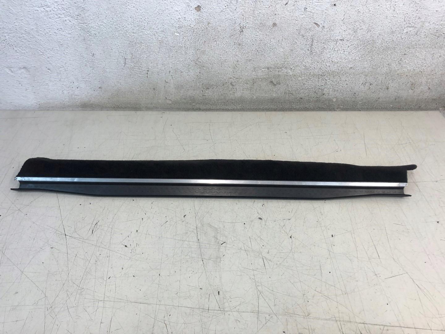 Накладка порога 1296800235 права Mercedes R129 SL A245