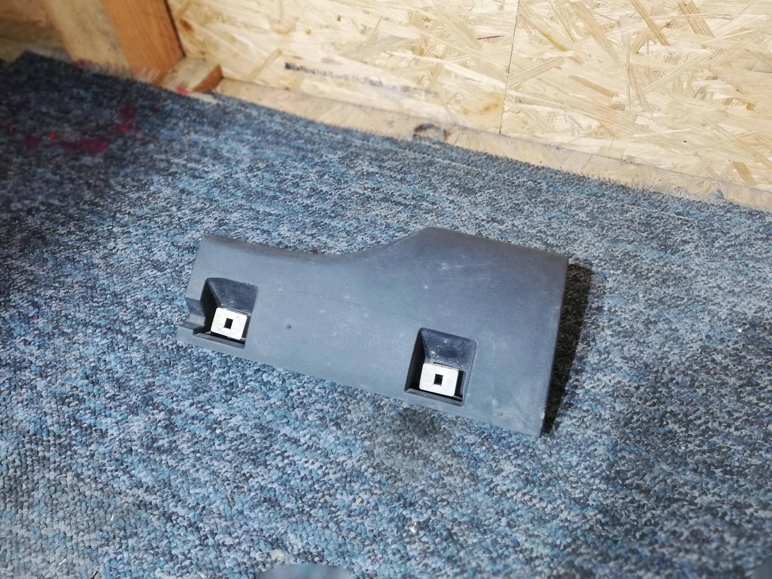 EM2B-R101A05-A - НАКЛАДКА НА ПОРОГ FORD S-MAX MK2