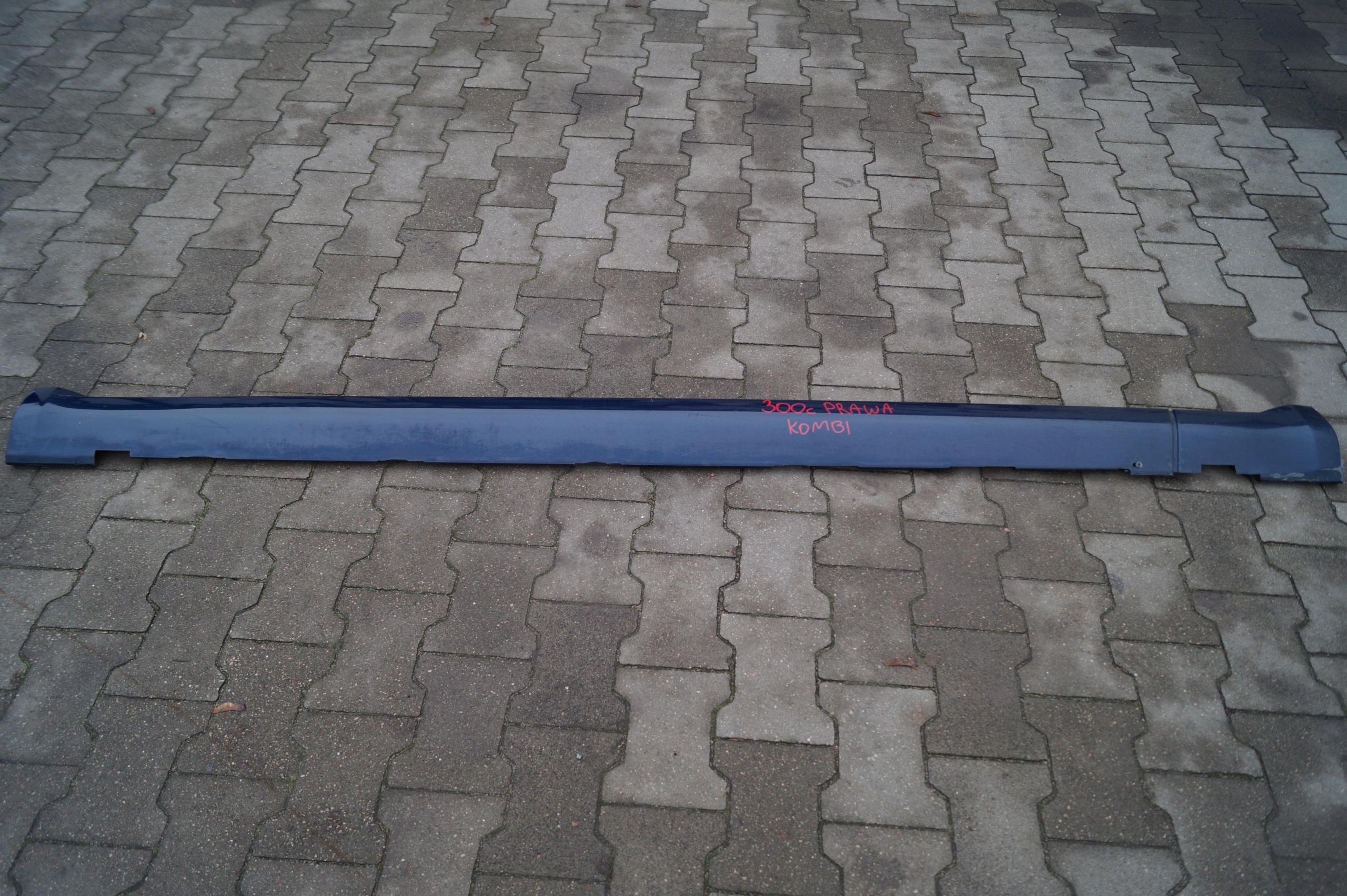 0WU10TRMAF - ПЕДАЛЬ ПОРОГА ПРАВА CHRYSLER 300C 300 УНІВЕРСАЛ PB8