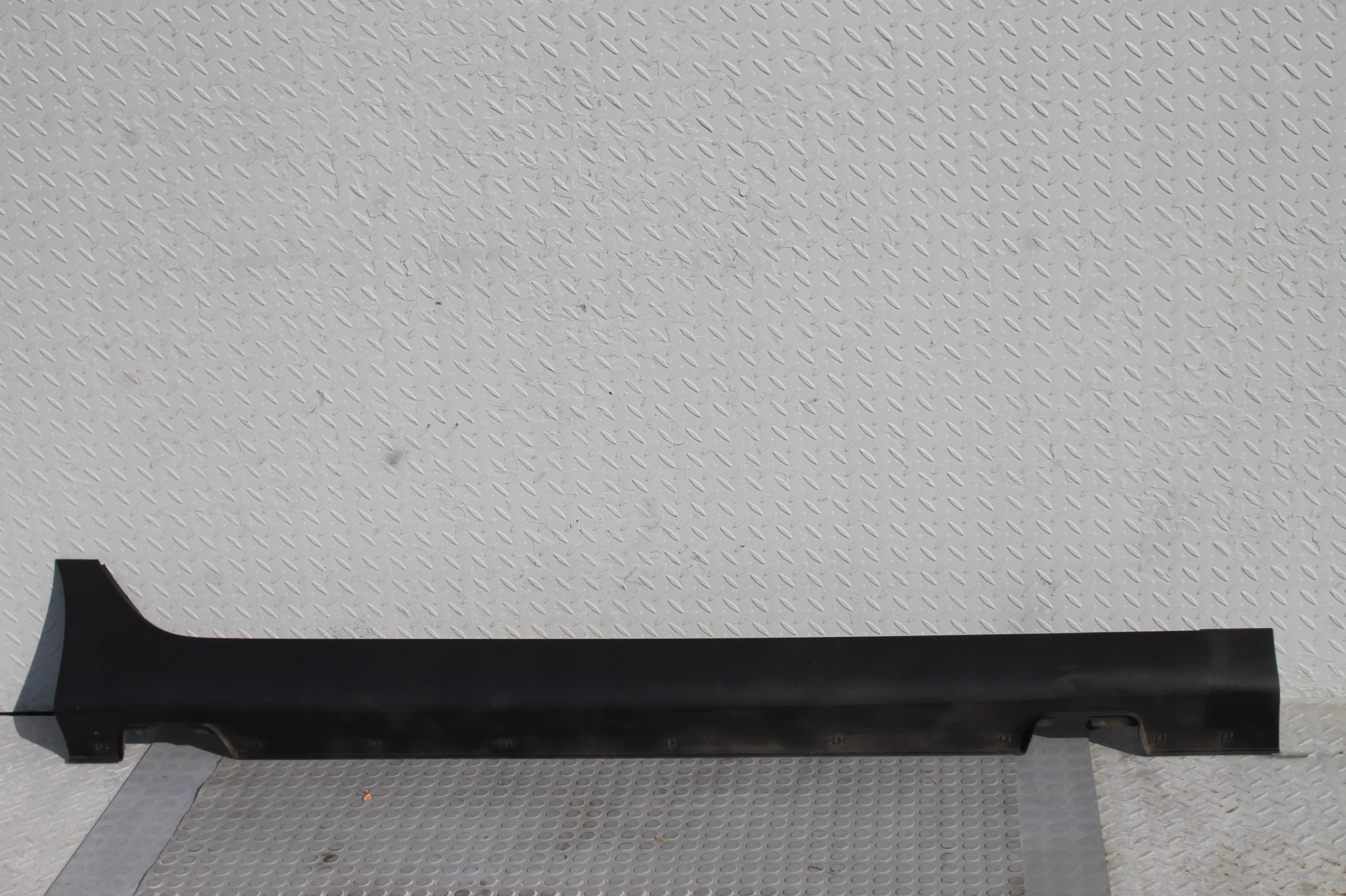 87754-2S000 - ПЕДАЛЬ ПОРОГА ПРАВАЯ НАКЛАДКА ПОРОГА HYUNDAI IX35