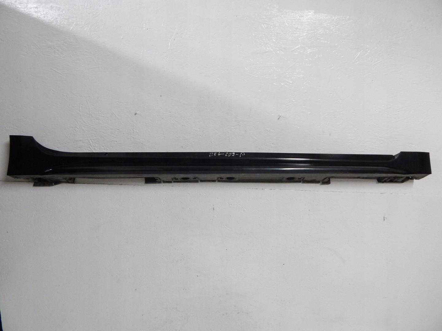 Педаль порога правая TOYOTA COROLLA E21 универсал 209