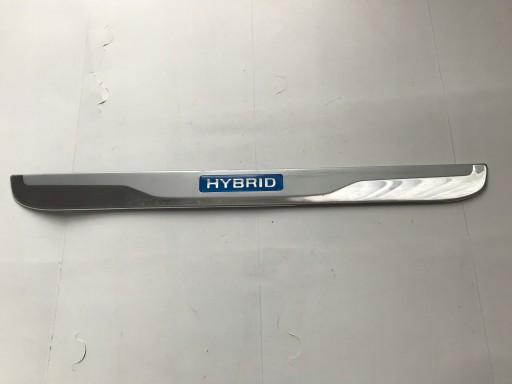 НАКЛАДКА НА ПОРОГ TOYOTA YARIS III LIFT HYBRID