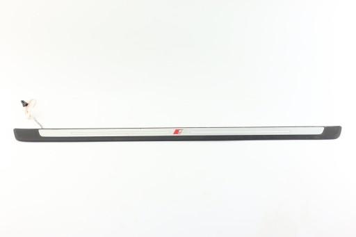 Накладка порога правого S-LINE з підсвічуванням AUDI A3 8V