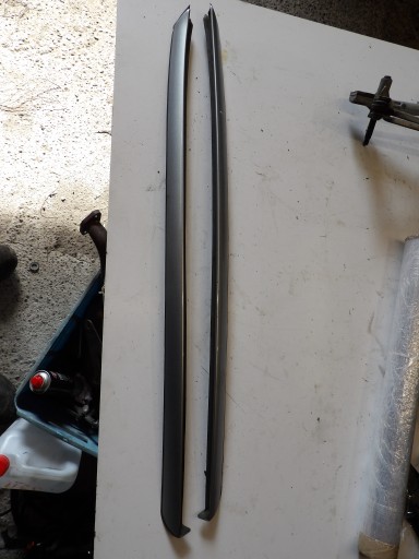 МОЛДИНГ НА СКЛІ ЛІВИЙ ПРАВИЙ МОЛДИНГИ VOLVO XC60 LIFT