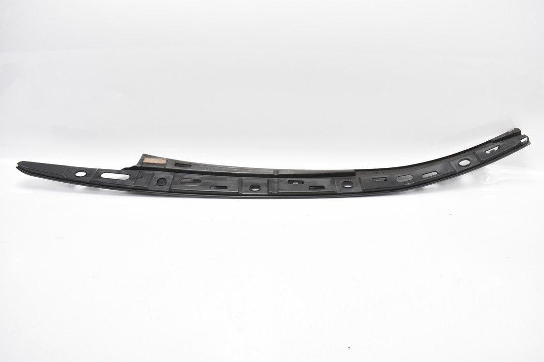 Слат для заднего правого столба 7336418 BMW I8 I12 14-20