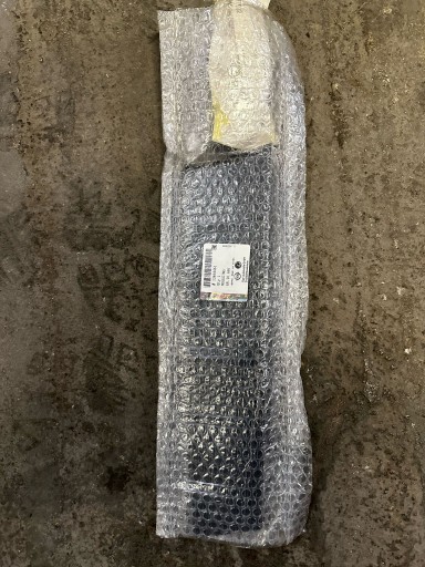 ПЛАНКА ВНЕШНЕЙ СТОЙКИ INSIGNIA-A OE 13464461