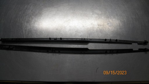 НАКЛАДКА ЛЮКА VW GOLF V COMBI 1K9898925