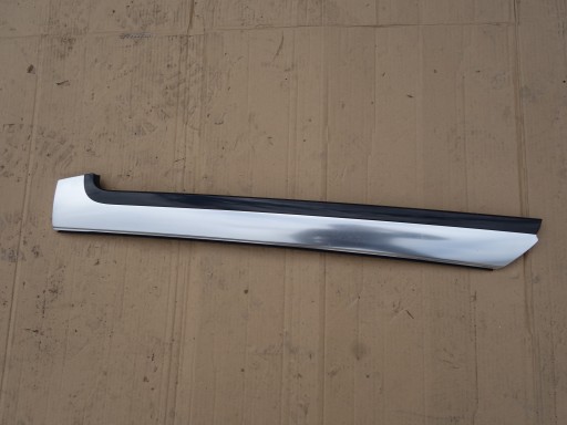 8F0853266D - НАКЛАДКА AUDI A5 S5 КАБРІОЛЕТ 8F0 8T0 ПРАВА