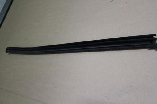 ПРОКЛАДКА УЩІЛЬНЕННЯ ДВЕРІ ПЕРЕДНЯ VW ATLAS 3CN837480A