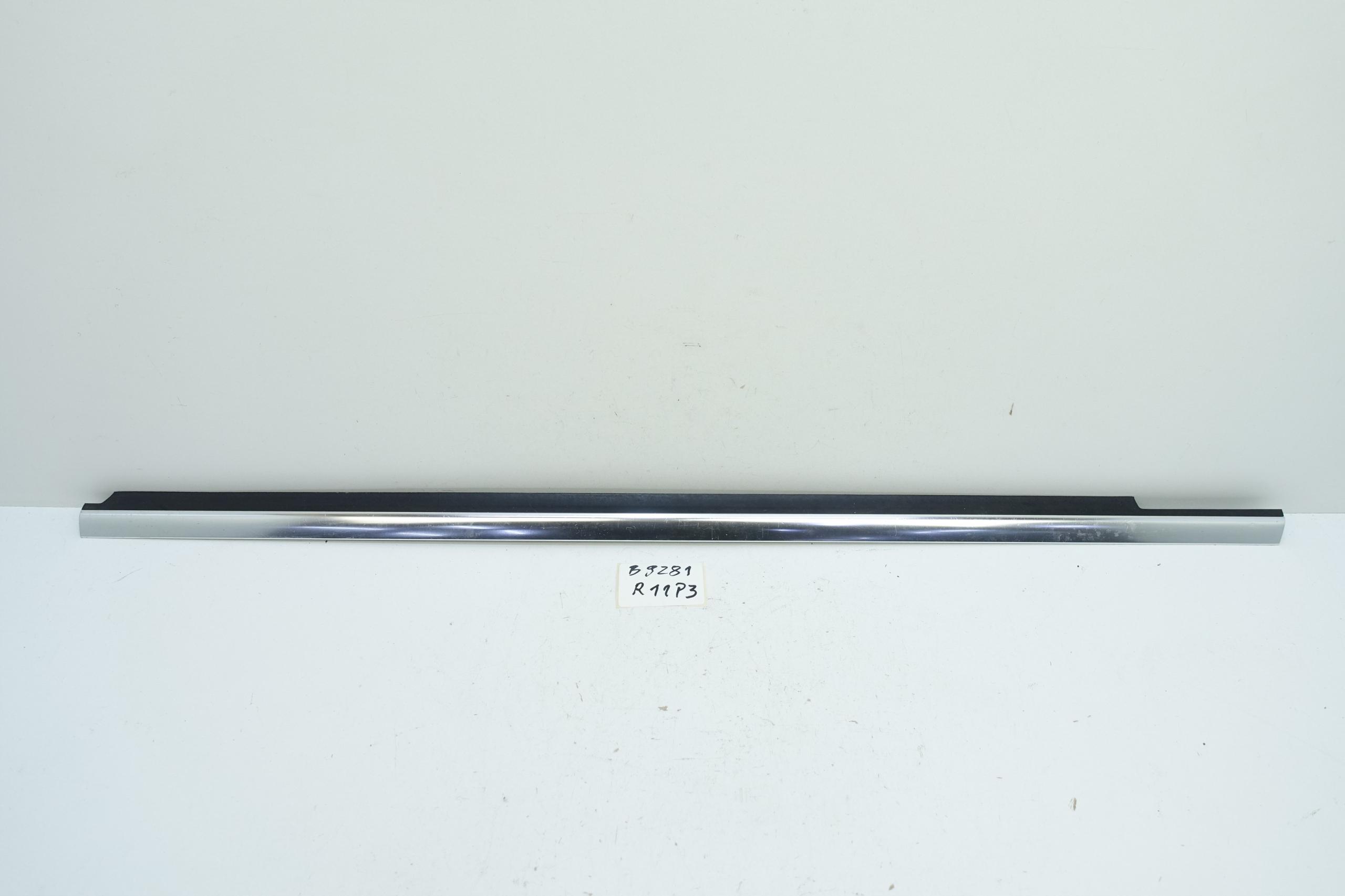 A2047252365 - ПЕРЕДНЯЯ ЛЕВАЯ ДВЕРЬ MERCEDES GLK