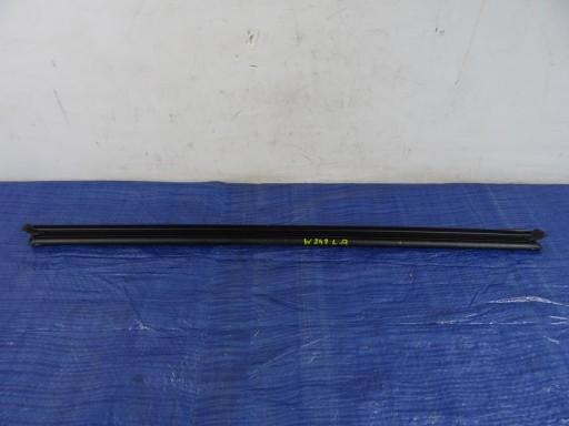 Скребок двери MERCEDES W247 передний левый