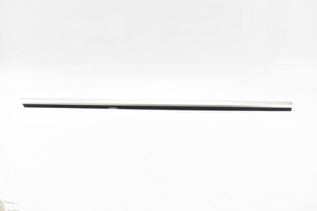 A-118-730-17-00 - Задній лівий скребок MERCEDES W118