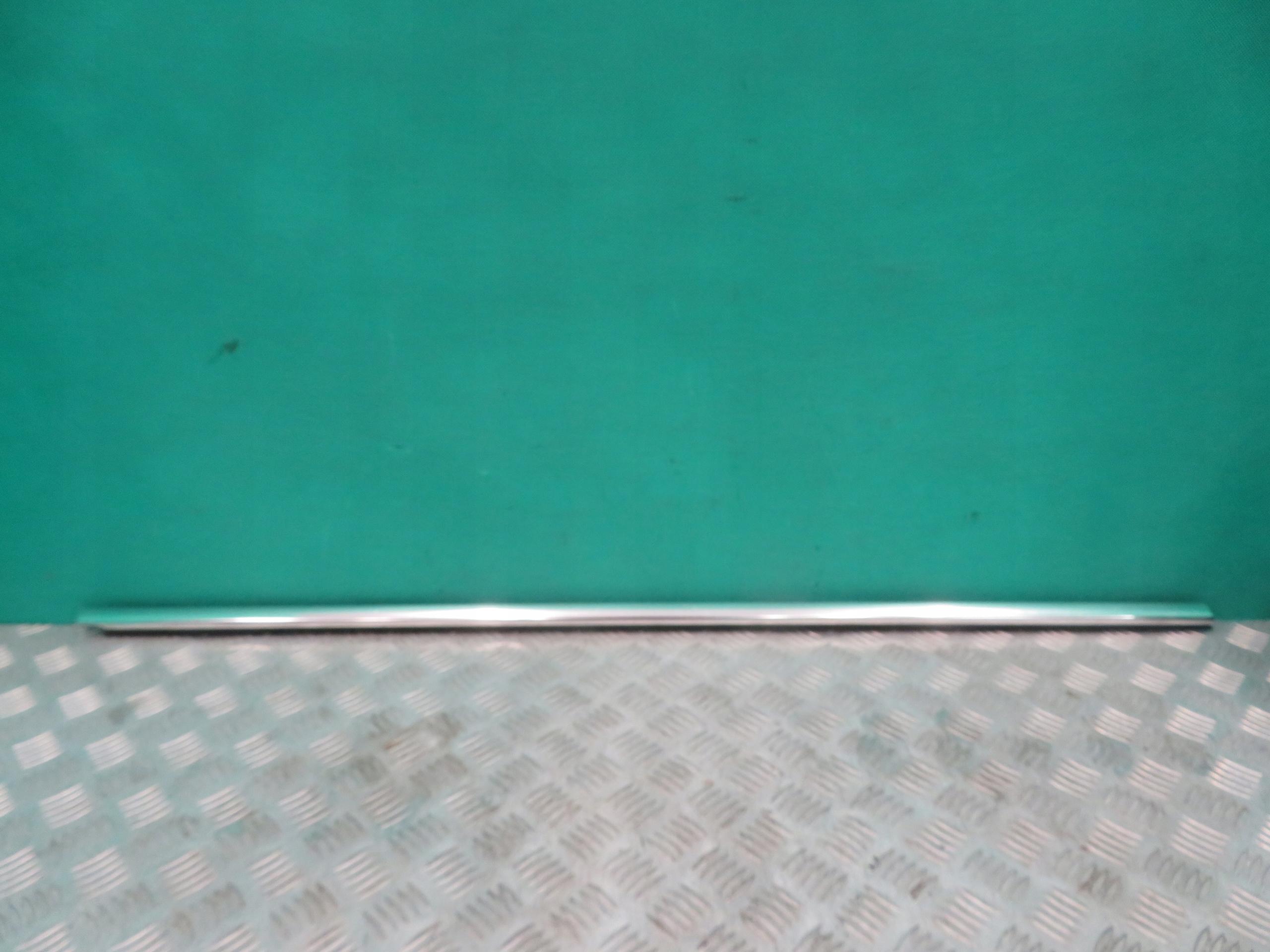 ПЕРЕДНИЙ ПРАВЫЙ СКРЕБОК VW TIGUAN II RLINE