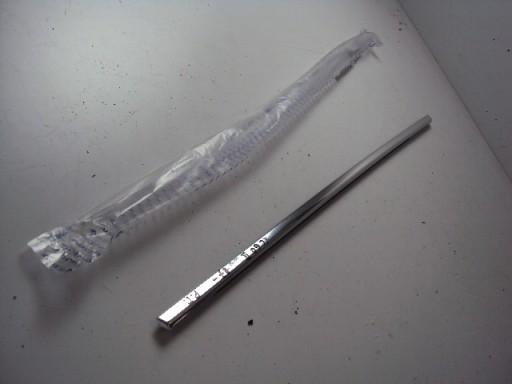 31479532 - ЗАДНЯЯ ПРАВАЯ НАКЛАДКА VOLVO XC60 II 2017-