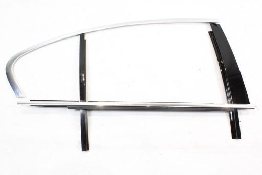 7390140 7390142 - Молдинги хром линия двери п зд BMW G30