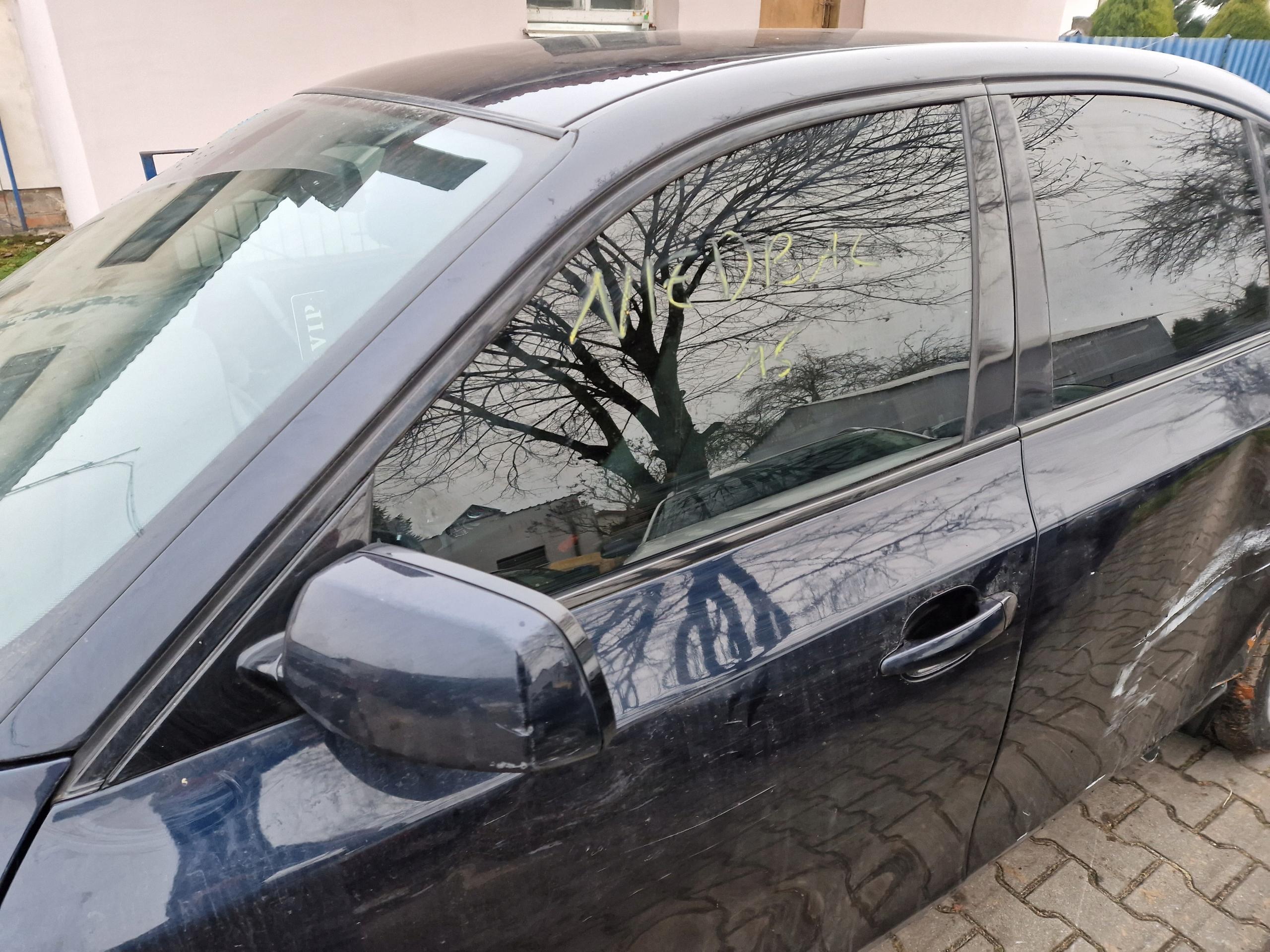 Планки SHADOW LINE BMW E60 глянець в зборі