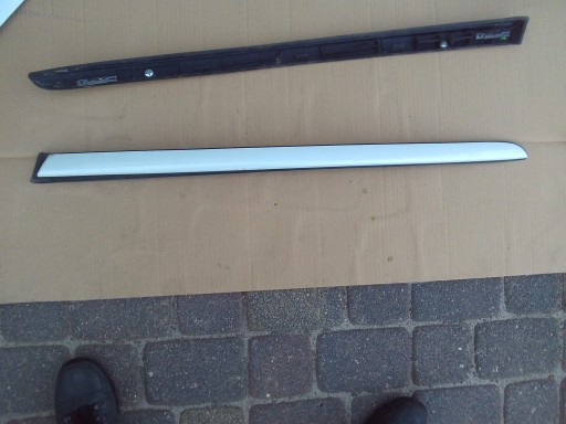 МОЛДИНГ ВІКНА ПЕРЕДНИЙ ПРАВИЙ CITROEN C5 08>