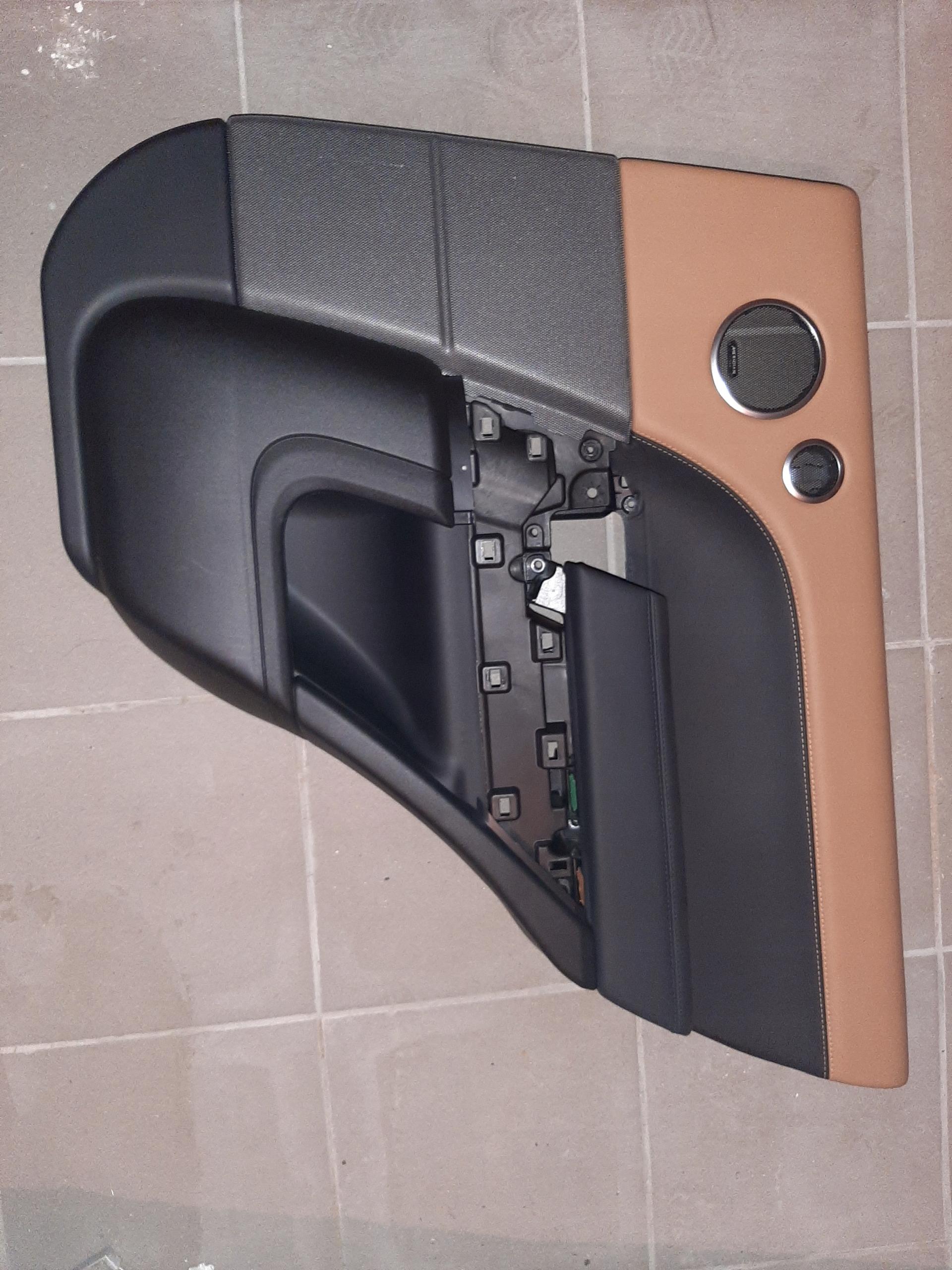 Lr105241 бекон задній LAND ROVER RANGE ROVER SPORT