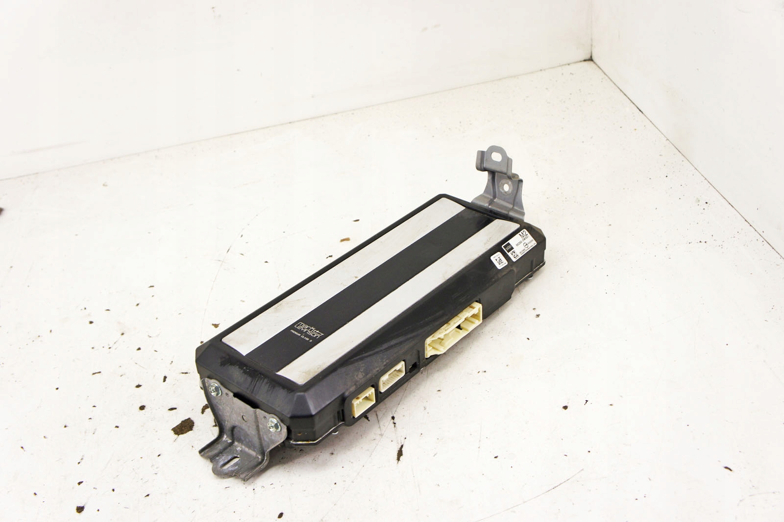 86280-0W691 - Lw114 Lexus IS III усилитель Mark Levinson